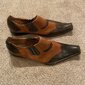 Bravo! Pointed Toe Brown Leather Shoes